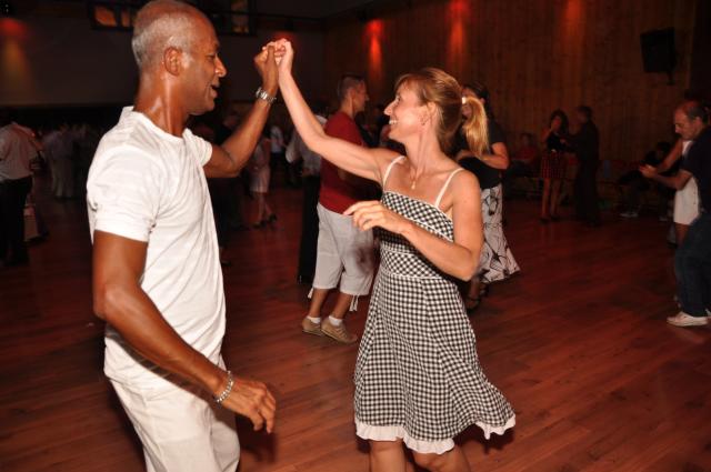 min 2010 09 05 station danse 084